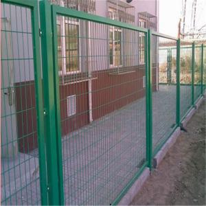 網(wǎng)格型護(hù)欄
